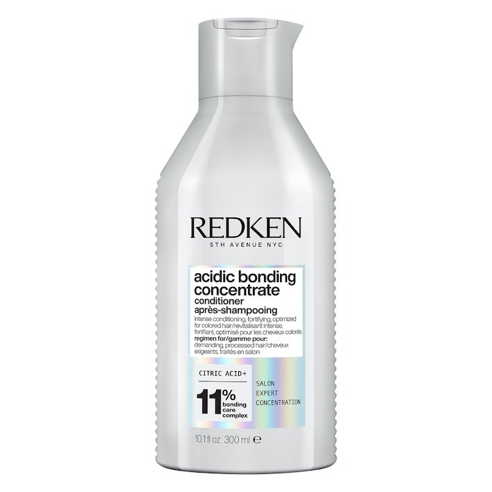 Redken 2021 Acidic Bonding Concentrate Condtioner Packshot