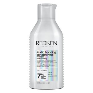 Redken 2021 Acidic Bonding Concentrate Shampoo Packshot