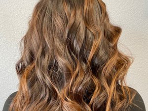 Haircoloring-Myths-Debunked-THUMB